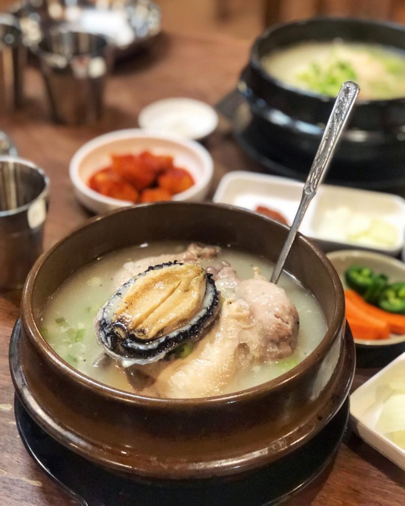 makanan khas korea selatan : SamGyeTang