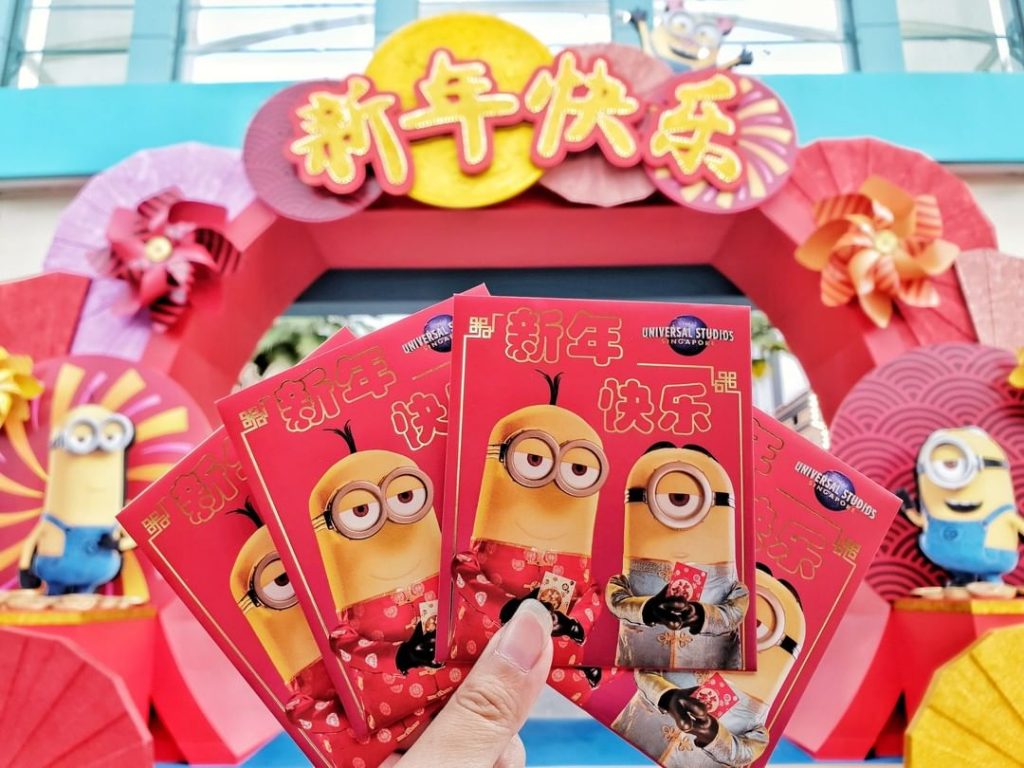 cara ke Universal Studio Singapore: Minion red packets 