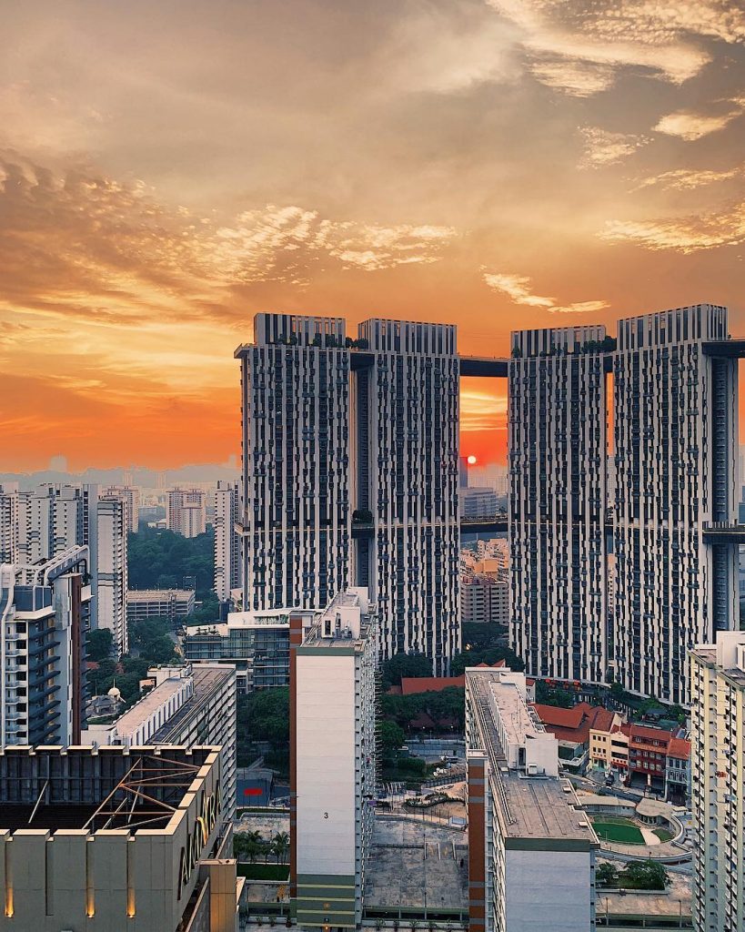 Sunset Singapore : Pinnacle Duxton