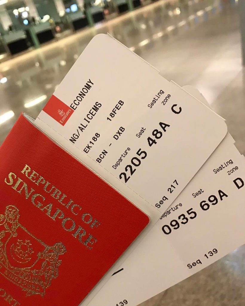 jalan jalan ke Singapore: Tiket Pesawat