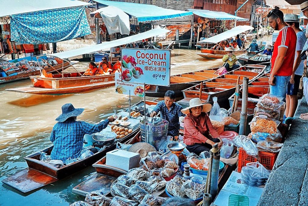 Tempat Wisata Bangkok : Damnoen Saduak Floating Market