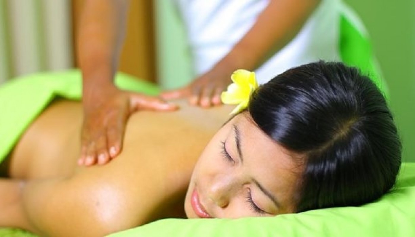 Массаж на Бали. Академия массажа Bali. Массаж с алоэ. Go массаж. Go massage