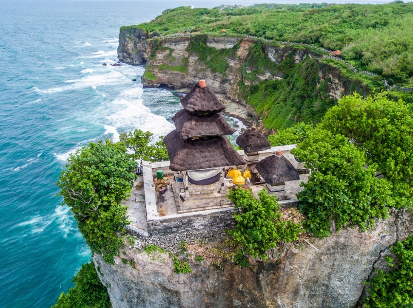 Uluwatu Temple - Foto, Lokasi, Review, Rute & Fasilitas ...