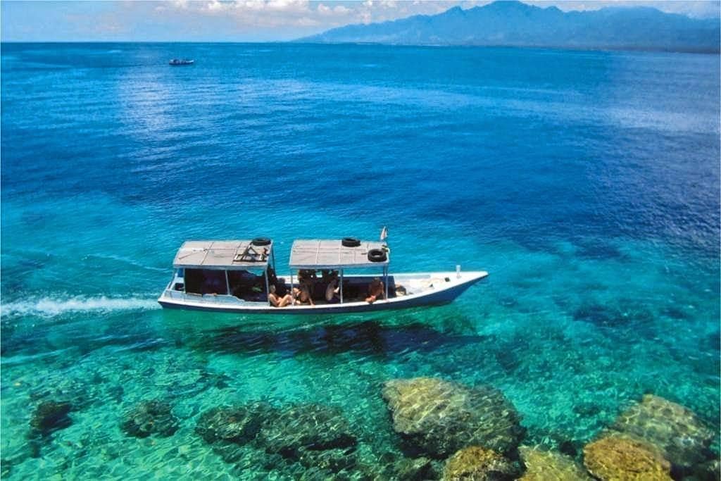 Private) One Day Trip Banyuwangi Blue Bay - Pasir Panjang