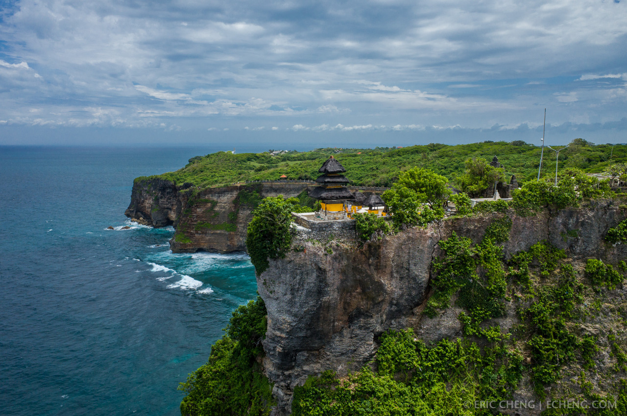 Uluwatu Temple And Dreamland Beach Tour Uluwatu Temple And Dreamland Beach Tour
